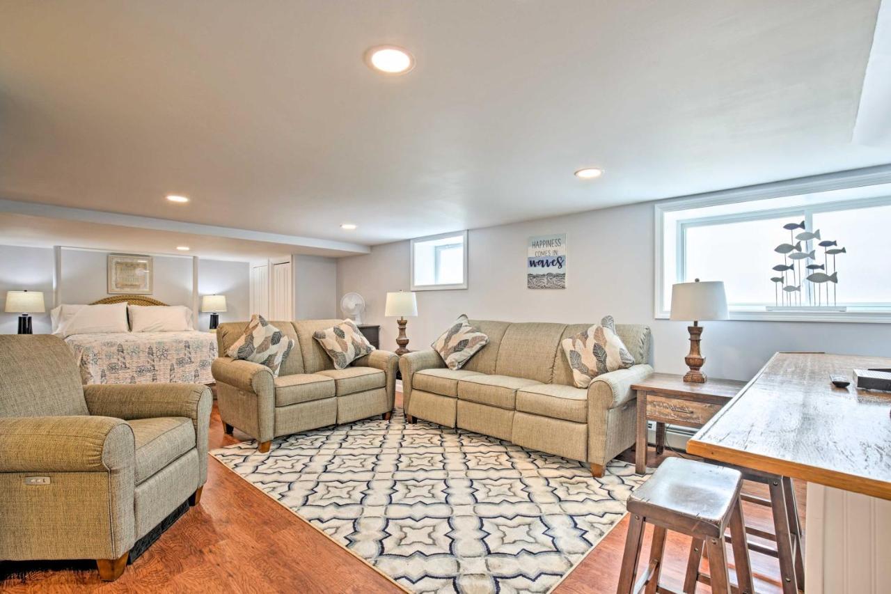 Old Orchard Beach Home With Patio Walk To Beach Екстер'єр фото