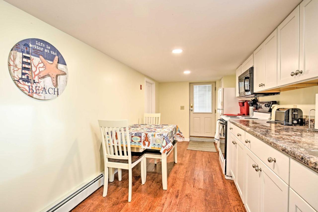 Old Orchard Beach Home With Patio Walk To Beach Екстер'єр фото
